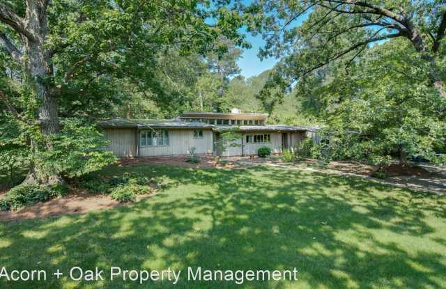 900 Stagecoach - 900 Stagecoach Road, Chapel Hill, NC 27514