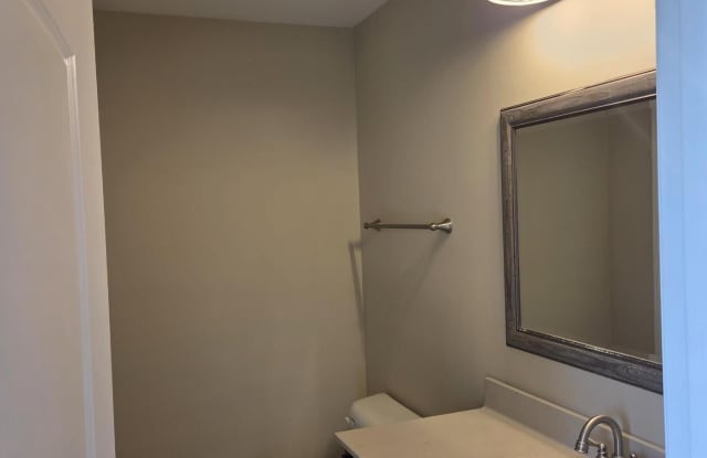 504 Hillshade Court Gallery 2