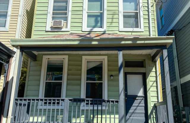 Charming Fan District Home with Classic Details and Prime Cary Street Location photos photos