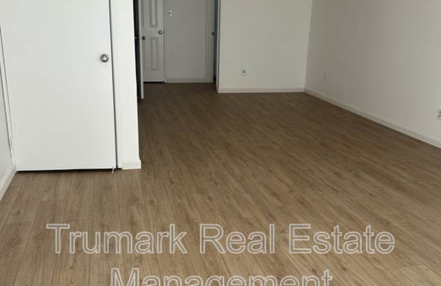 1122 E Elk Ave. photos photos