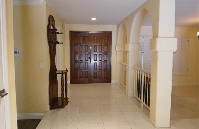 17367 Quesan Place Gallery 1