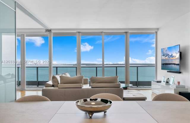 1331 Brickell Bay Dr Gallery 1