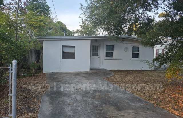 504 6th Ave NW photos photos