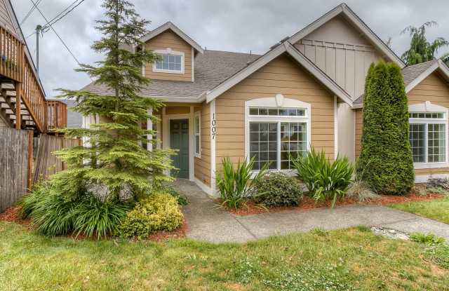 Bright  Spacious Home in the Heart of Burien! photos photos