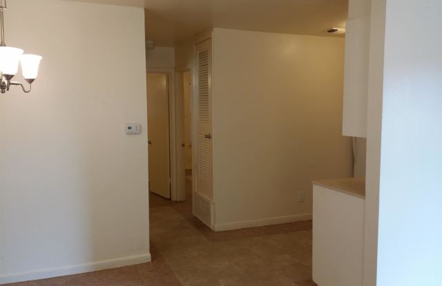 5003 Cottonwood Circle C Gallery 3