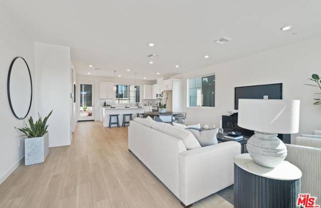 4874 Arroyo Run Gallery 2