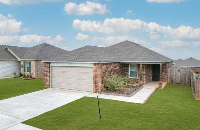 Charming 3BR House in Yukon photos photos