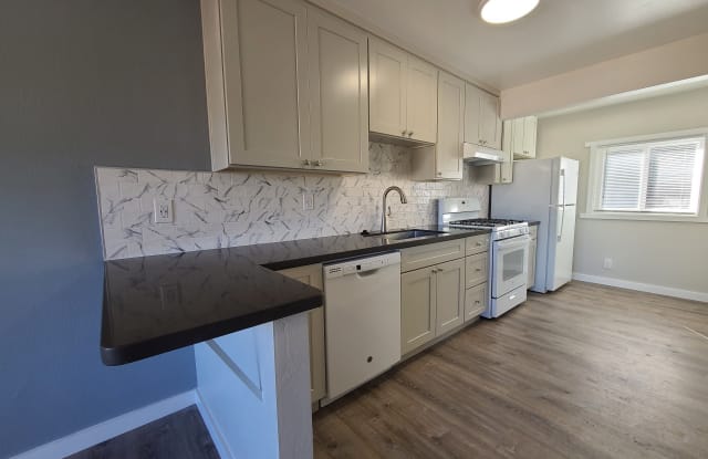 111 Franz Court - 111 Franz Court, Pacifica, CA 94044