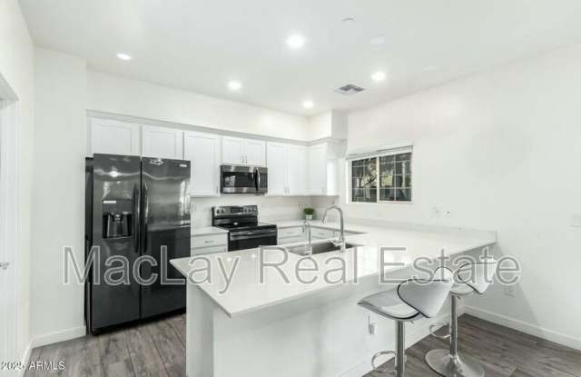 1918 E. Bridgeport Pkwy. photos photos