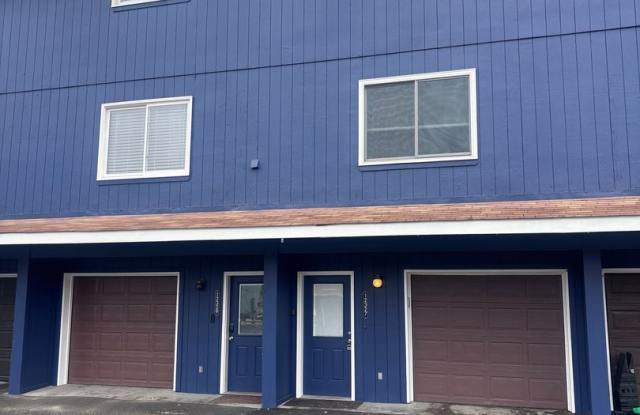 Perfectly Located 2 Bed/1.5 Bath Eagle River Condo! photos photos