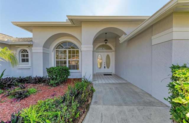 357 WOODVALE DRIVE photos photos