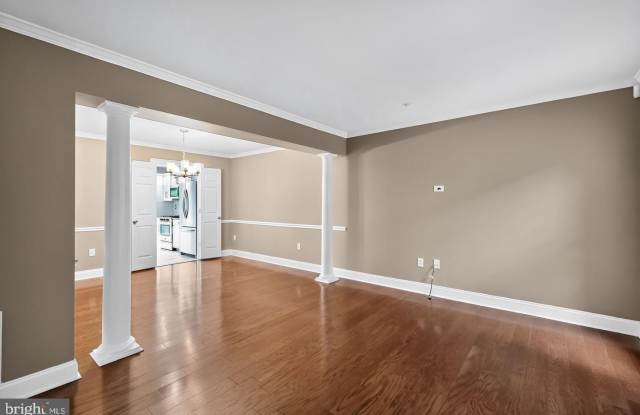 3240 SPRIGGS REQUEST Way Gallery 4