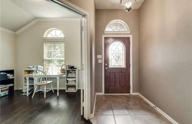12138 Red Hawk Drive Gallery 2