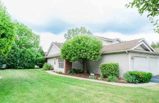 2 bed 1 bath town-home in Chesterton photos photos