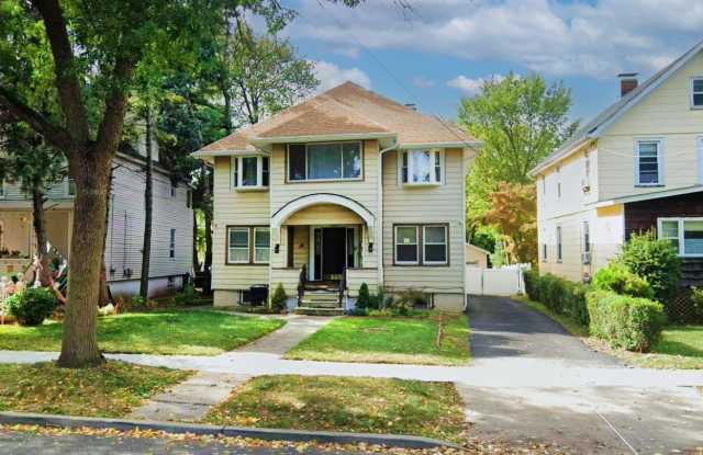 18 BERGEN AVE photos photos