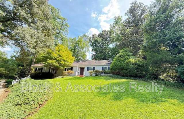 2667 Davis Street photos photos