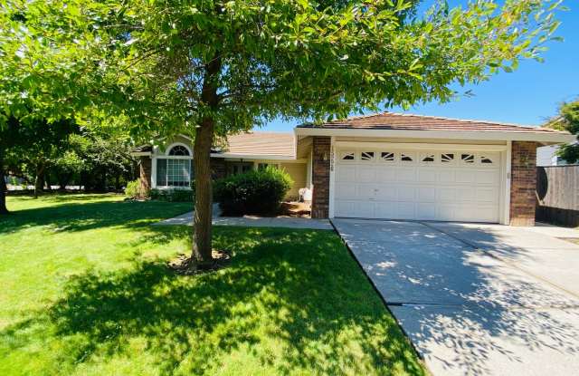 Charming Single-Story Corner Lot Rental - 15226 Celebrar Street, Rancho Murieta, CA 95683