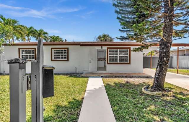 11790 SW 34th St photos photos