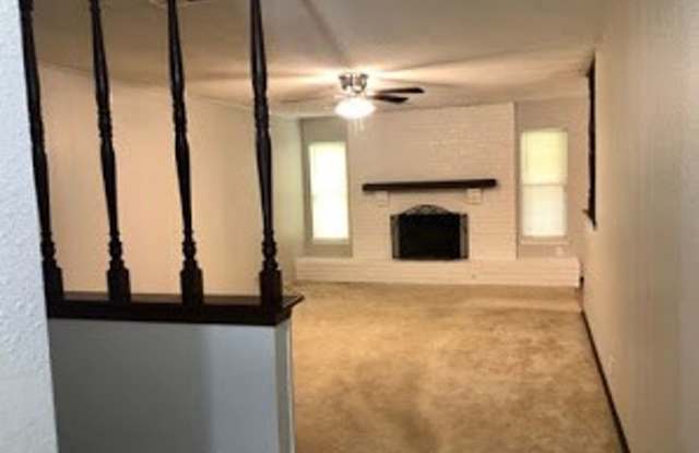 1923 West Toledo Ct Gallery 3