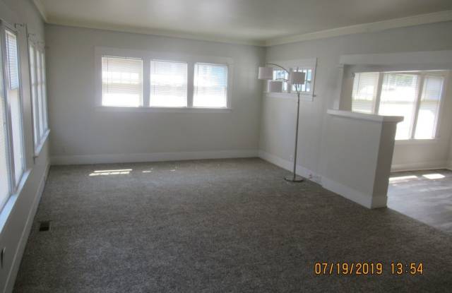 3812 S Thompson Gallery 2