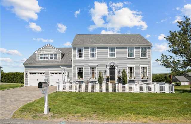 5 Julia Court - 5 Julia Court, Newport County, RI 02871