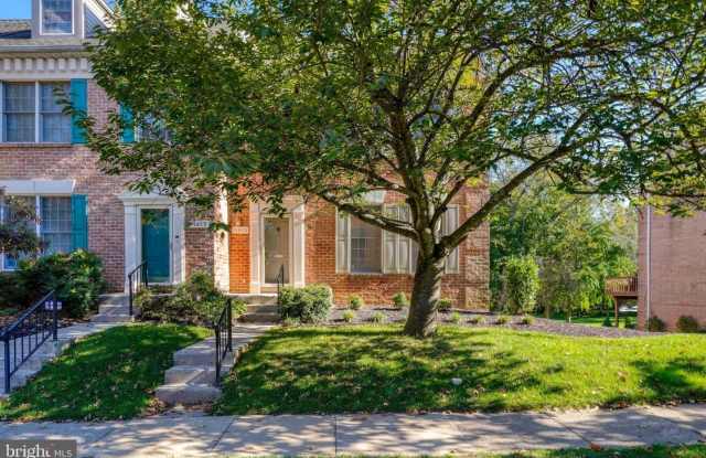11813 SHERBOURNE DR photos photos