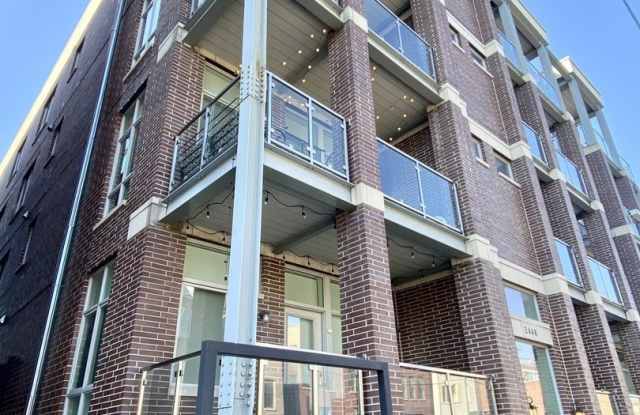 2442 N Clybourn Avenue photos photos
