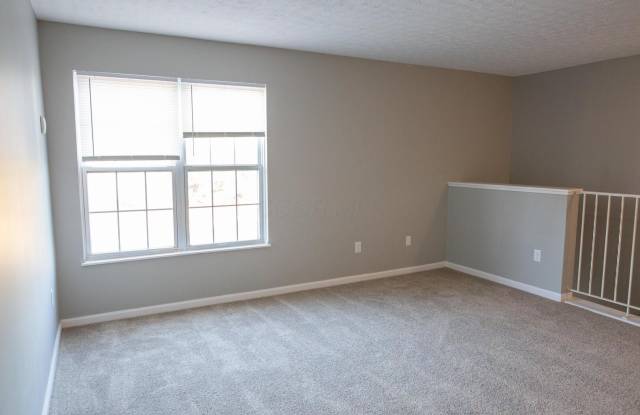 5516 Cedar Springs Gallery 3
