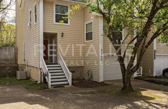 **COMING SOON** Stunning 2 Bedroom/2.5 Bathroom Condo in West Mobile! photos photos