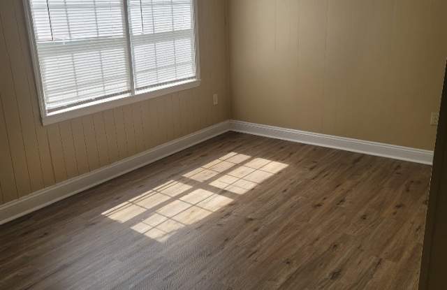 1412 Westcliff Court Gallery 4