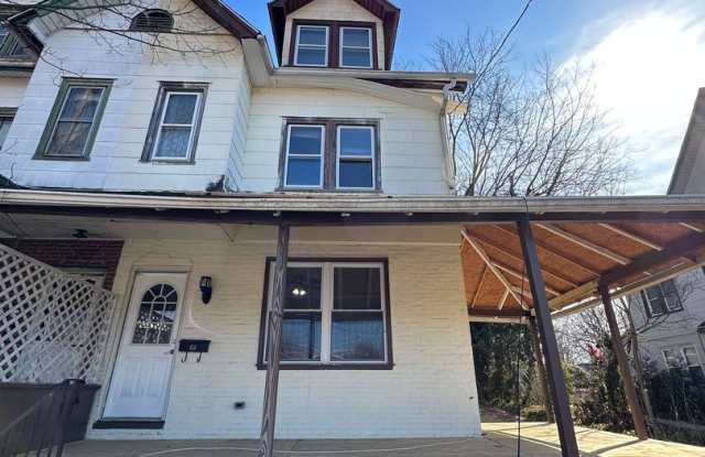 5 Bed, 3 Bath home in Havertown photos photos