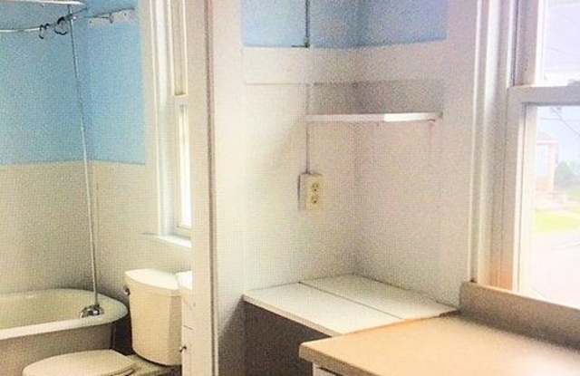 87 West Chestnut Street Gallery 4