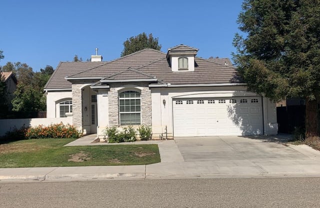 1050 E Olympic Dr - 1050 East Olympic Drive, Fresno, CA 93730