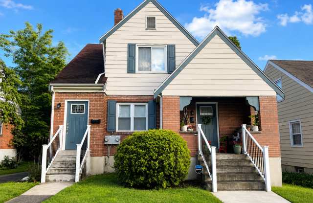 4131 Oakwood Avenue photos photos