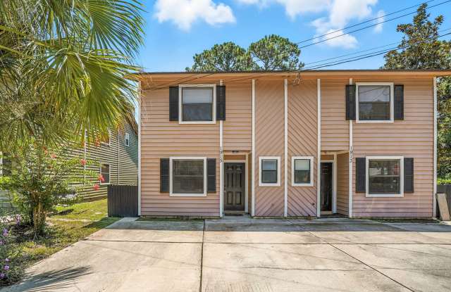 AVAILABLE NOW! Lovely 3 Bedroom, 2.5 Bathroom Townhome in Atlantic Beach! photos photos