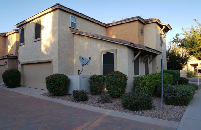 4372 E CARLA VISTA Drive - 4372 East Cala Vista Drive, Gilbert, AZ 85295