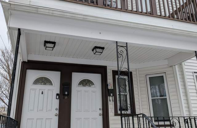 7 Eastman Street - 9 photos photos