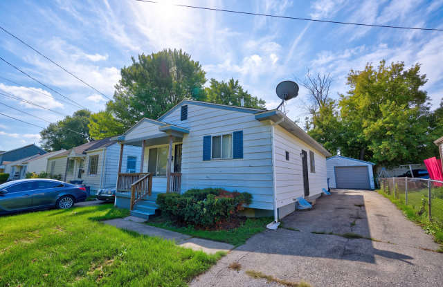 3717 Larchmont Street Gallery 1