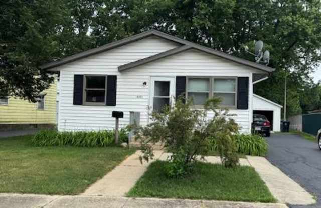 1618 Oak St photos photos