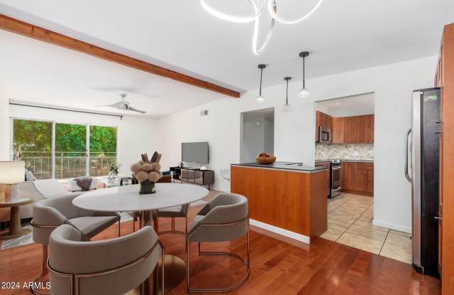 2233 E HIGHLAND Avenue - 2233 East Highland Avenue, Phoenix, AZ 85016
