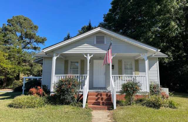 2 BED, 1 BATH HOME LOCATED IN TROY - 654 Eldorado Street, Troy, NC 27371