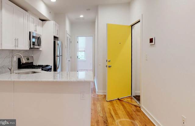 1642 N MARSHALL Street photos photos