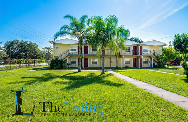 1110 DOSS AVE - 1110 Doss Ave, Sky Lake, FL 32809