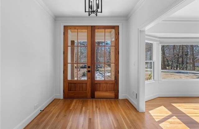 350 Kelson Drive Gallery 3