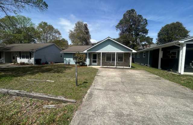 Charming Home for Rent at 307 Stratford Place, Murrells Inlet! photos photos