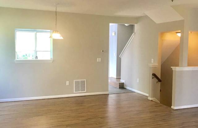 3661 MANSFIELD PLACE Gallery 4