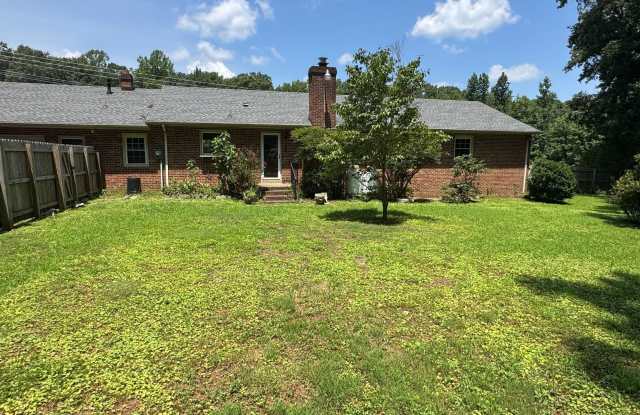 Brick Rancher with 1 acre in Hanover County! - 4179 Mechanicsville Turnpike, Hanover County, VA 23111