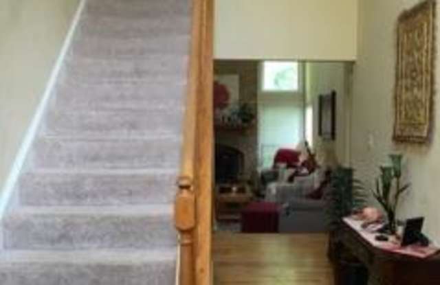 13927 STONEFIELD DRIVE Gallery 2