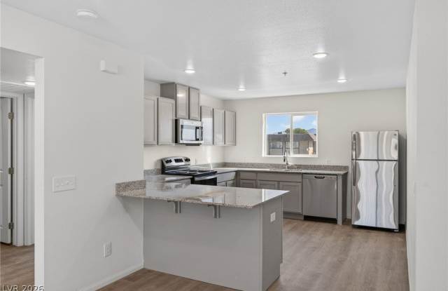 2301 Seco Adobe Circle Gallery 3