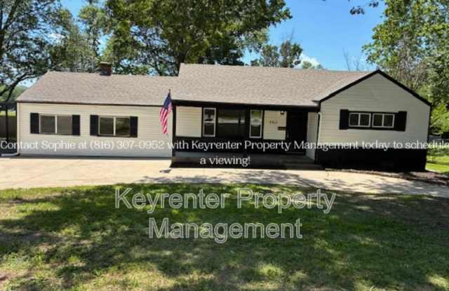 7511 High Grove photos photos